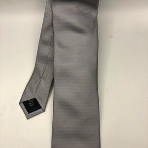 Elegant Gray Silk Tie by Joseph Abboud 100%silk